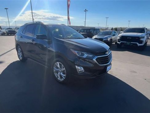 Certified 2019 Chevrolet Equinox LT image 2