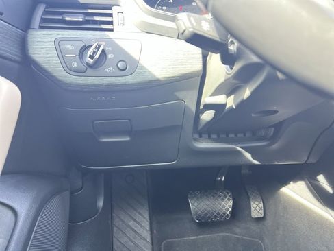 Used 2017 Audi A4 2.0T Premium w/ Convenience Package image 18