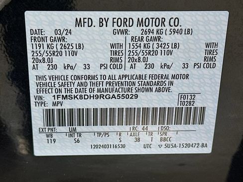 Used 2024 Ford Explorer XLT w/ Equipment Group 202A AWD/4WD image 37