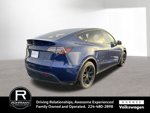 Used 2021 Tesla Model Y Long Range image 9