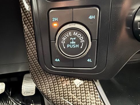 New 2025 Ford F150 Lariat w/ Equipment Group 502A High image 34