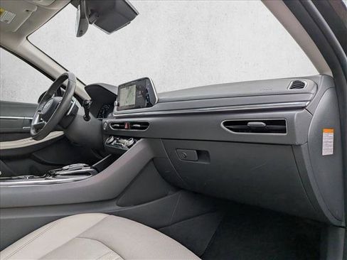 Used 2021 Hyundai Sonata Limited image 22