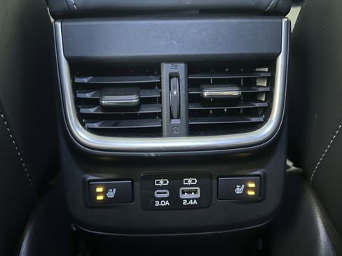 Used 2023 Subaru Outback Limited image 23
