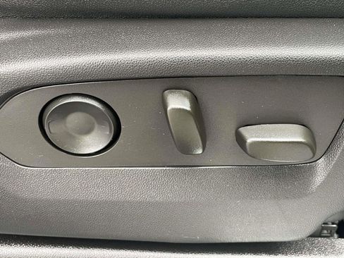 Used 2022 Chevrolet Tahoe RST w/ Luxury Package image 13