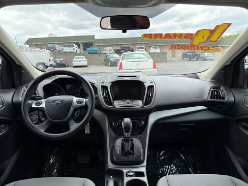 Used 2014 Ford Escape SE w/ Equipment Group 201A FWD image 12