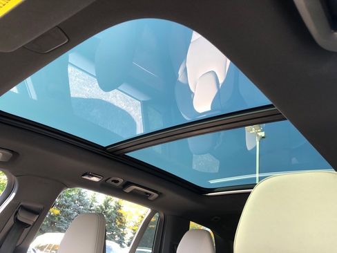 New 2026 Volvo XC90 B6 Plus w/ Protection Package Premier image 15