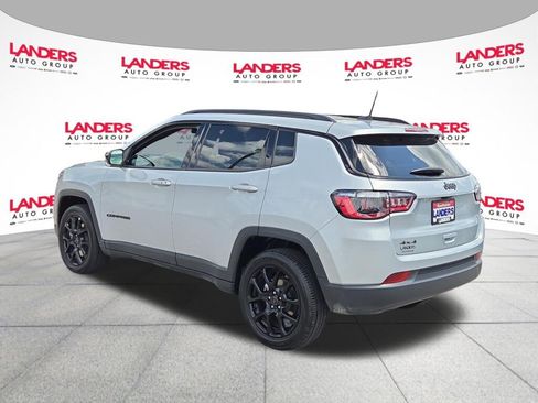 Used 2026 Jeep Compass Latitude AWD/4WD image 5
