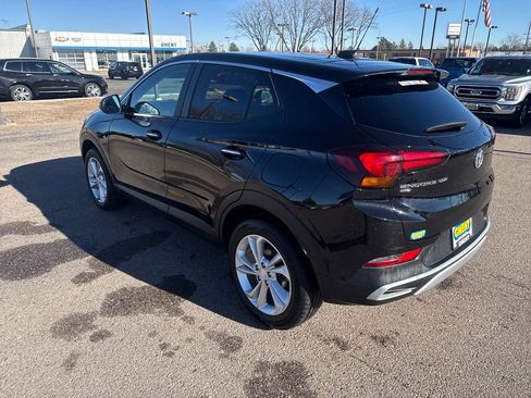 Used 2022 Buick Encore GX Preferred w/ Cold Weather Comfort Package image 3