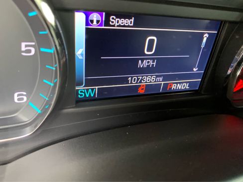 Used 2018 Chevrolet Tahoe LS w/ All-Season Package image 15