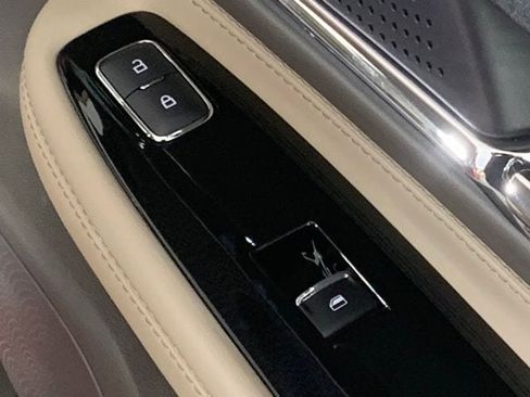 New 2024 Lincoln Corsair Grand Touring w/ Equipment Group 301A image 36