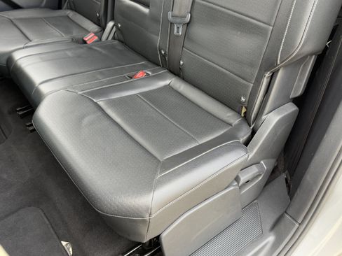 Used 2023 Volkswagen Atlas SEL image 31