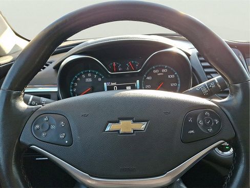 Used 2017 Chevrolet Impala Premier w/ Enhanced Convenience Package image 21
