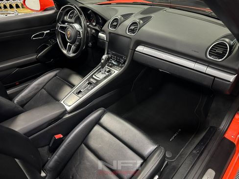 Used 2017 Porsche 718 Boxster image 43