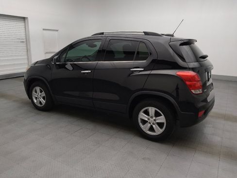 Used 2020 Chevrolet Trax LT w/ LT Convenience Package FWD image 5