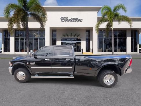 Used 2017 RAM 3500 Laramie Longhorn AWD/4WD image 9
