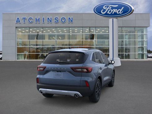 New 2026 Ford Escape SE image 8