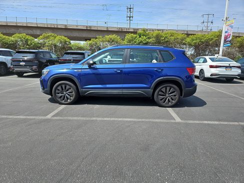 Certified 2023 Volkswagen Taos S FWD image 8