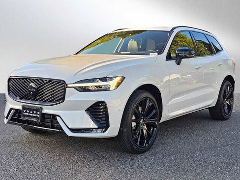 New 2026 Volvo XC60 B5 Ultra w/ Protection Package Premier AWD/4WD image 3
