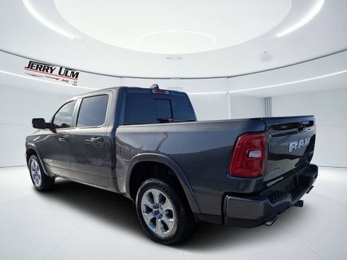Used 2025 RAM 1500 Big Horn AWD/4WD image 5