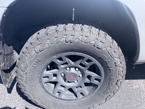 Used 2024 Toyota 4Runner TRD Off-Road Premium w/ Off Road Premium Plus Package AWD/4WD image 13