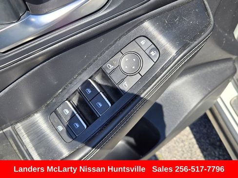 Used 2023 Nissan Rogue SL w/ SL Premium Package FWD image 24