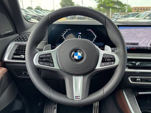 New 2026 BMW X5 xDrive40i w/ M Sport Package AWD/4WD image 24