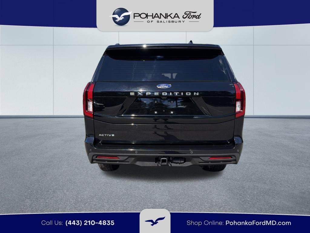 Certified 2025 Ford Expedition Active AWD/4WD image 6