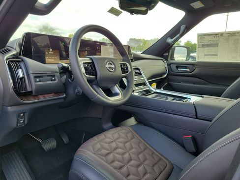 New 2025 Nissan Armada Platinum w/ Convenience Package image 19