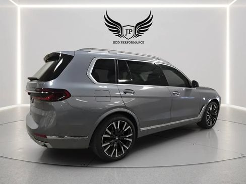 Used 2026 BMW X7 xDrive40i w/ Premium Package AWD/4WD image 6