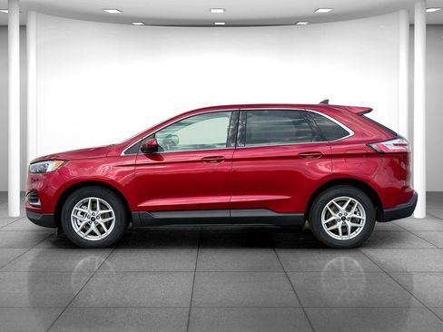 Used 2024 Ford Edge SEL image 2