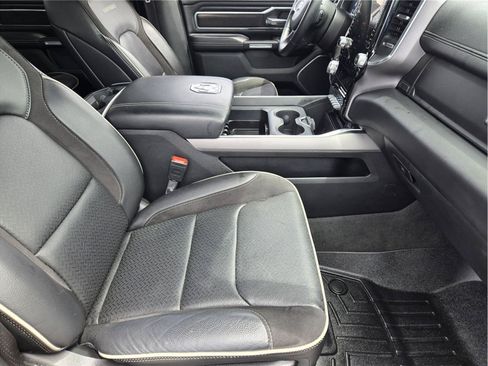 Used 2023 RAM 1500 Laramie AWD/4WD image 14