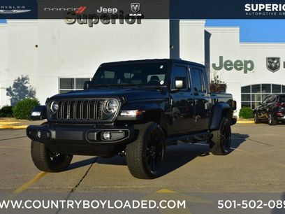 Used 2025 Jeep Gladiator Sport