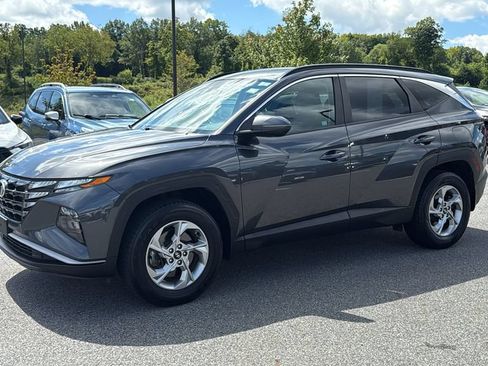 Used 2022 Hyundai Tucson SEL w/ Cargo Package AWD/4WD image 3