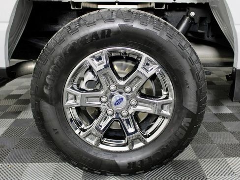 Used 2023 Ford F150 Lariat w/ FX4 Off-Road Package image 13