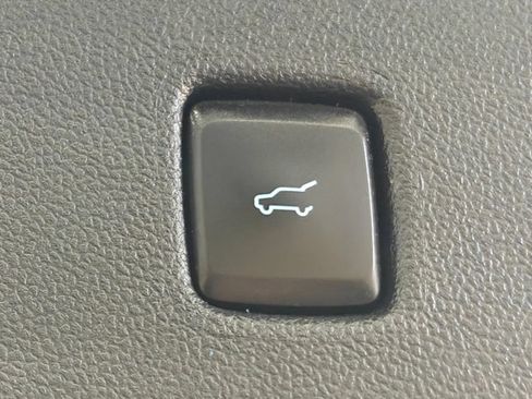 Used 2023 Ford Escape ST-Line w/ Tech Pack #1 AWD/4WD image 30
