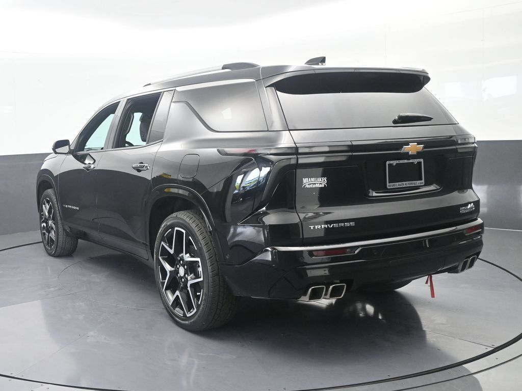 Used 2025 Chevrolet Traverse High Country FWD image 4