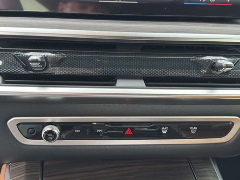 New 2026 BMW X5 sDrive40i image 8