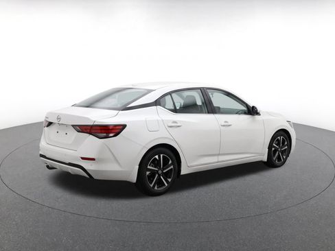 Used 2025 Nissan Sentra SV FWD image 7
