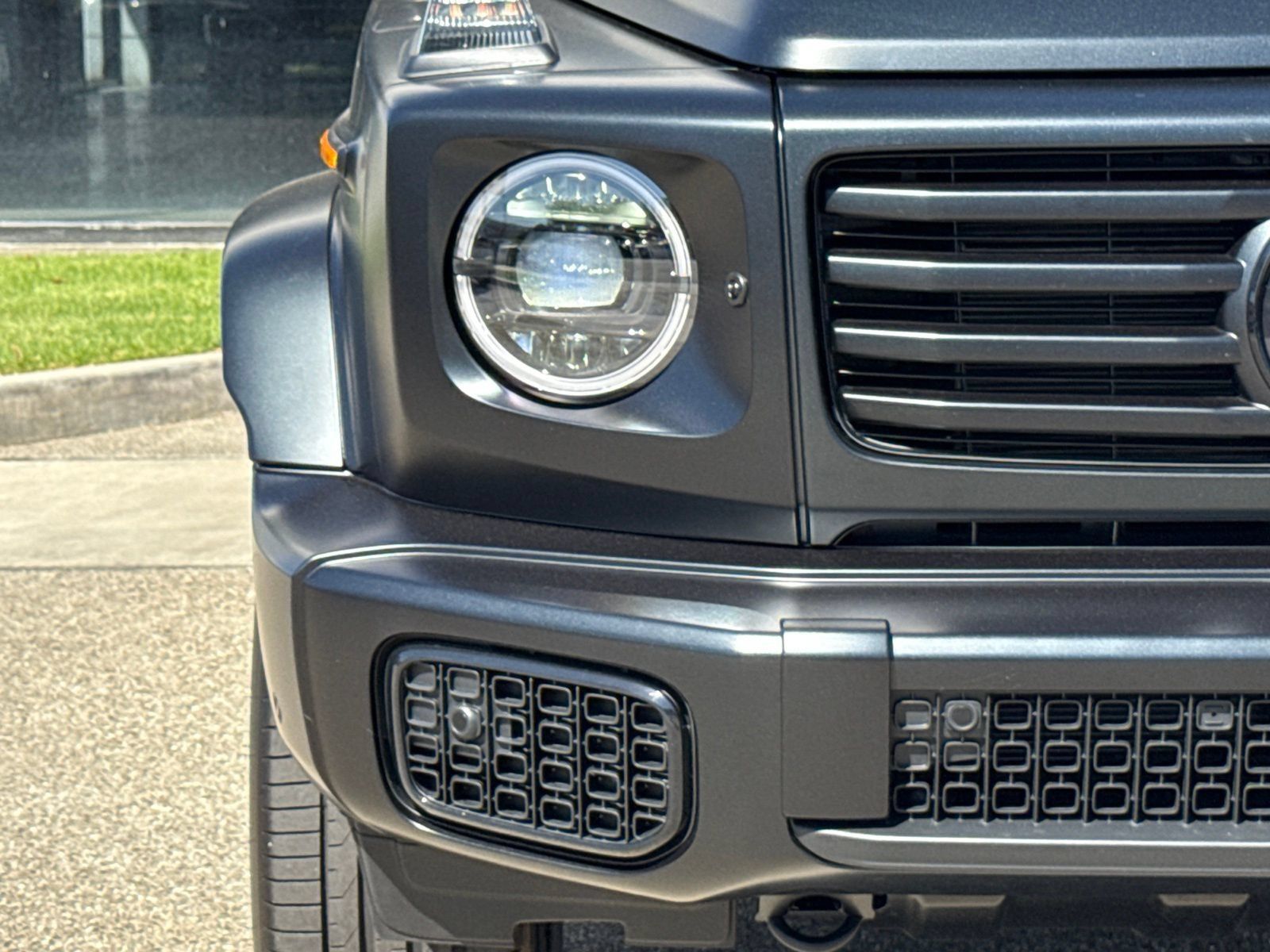 New 2027 Mercedes-Benz G 580 e image 5
