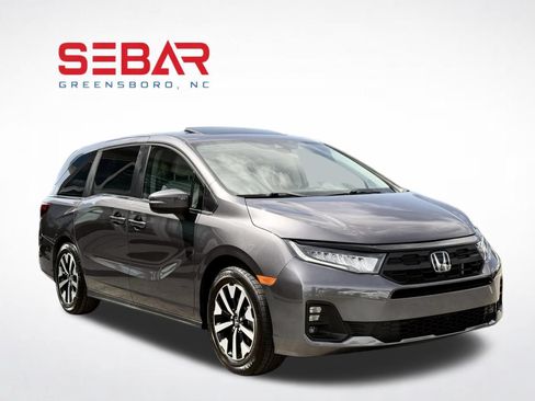 Used 2025 Honda Odyssey EX-L image 5