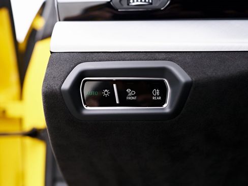 Used 2021 Lamborghini Urus image 59