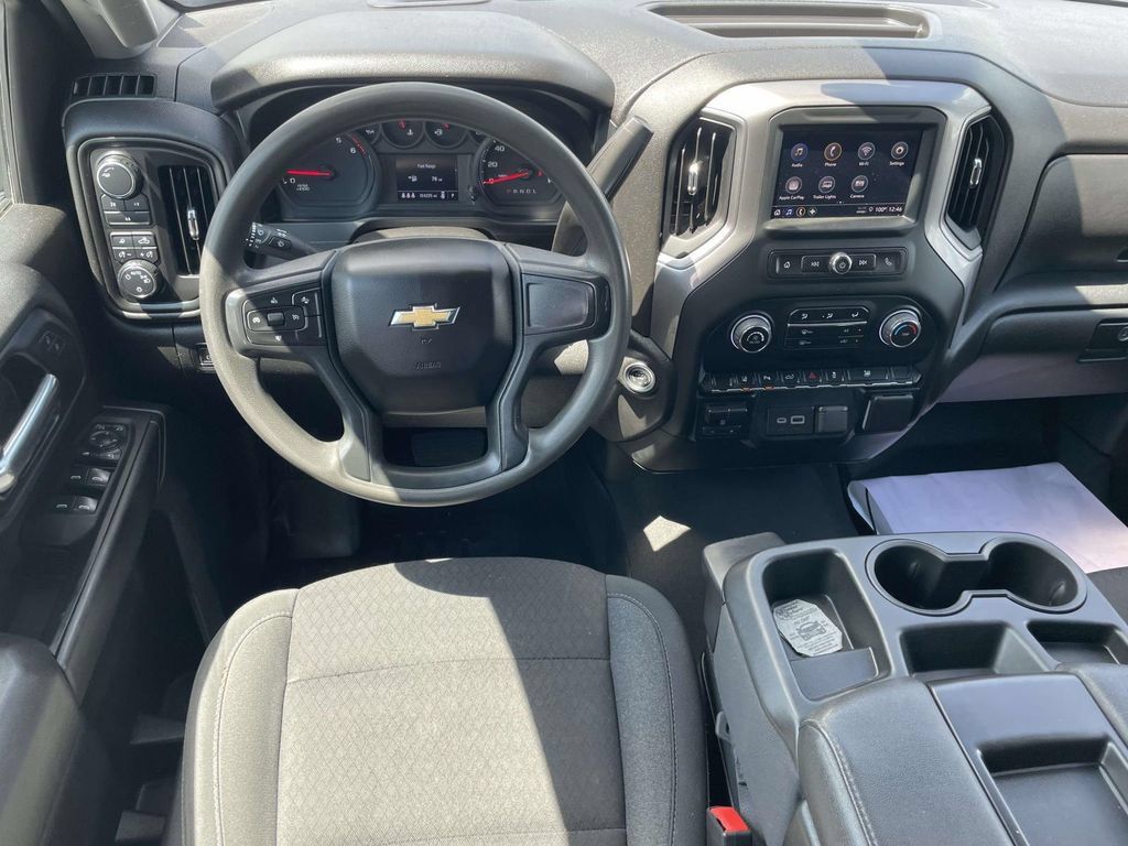 Used 2024 Chevrolet Silverado 2500 Custom w/ Custom Value Package AWD/4WD image 15