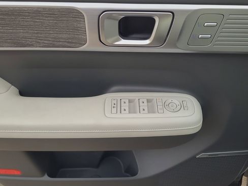 Used 2025 Hyundai Santa Fe Calligraphy image 12