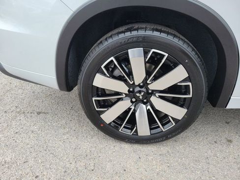 New 2026 Mitsubishi Outlander SEL image 7