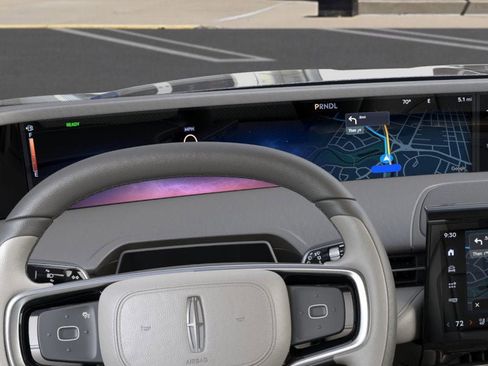 New 2025 Lincoln Nautilus Premier w/ Equipment Group 102A image 13