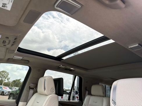 Used 2024 Cadillac Escalade Sport Platinum RWD image 24