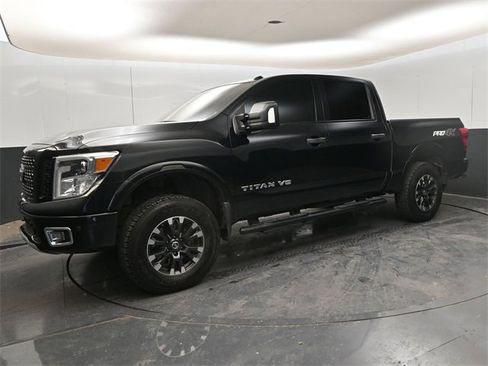 Used 2019 Nissan Titan PRO-4X w/ Pro-4x Utility Package image 4