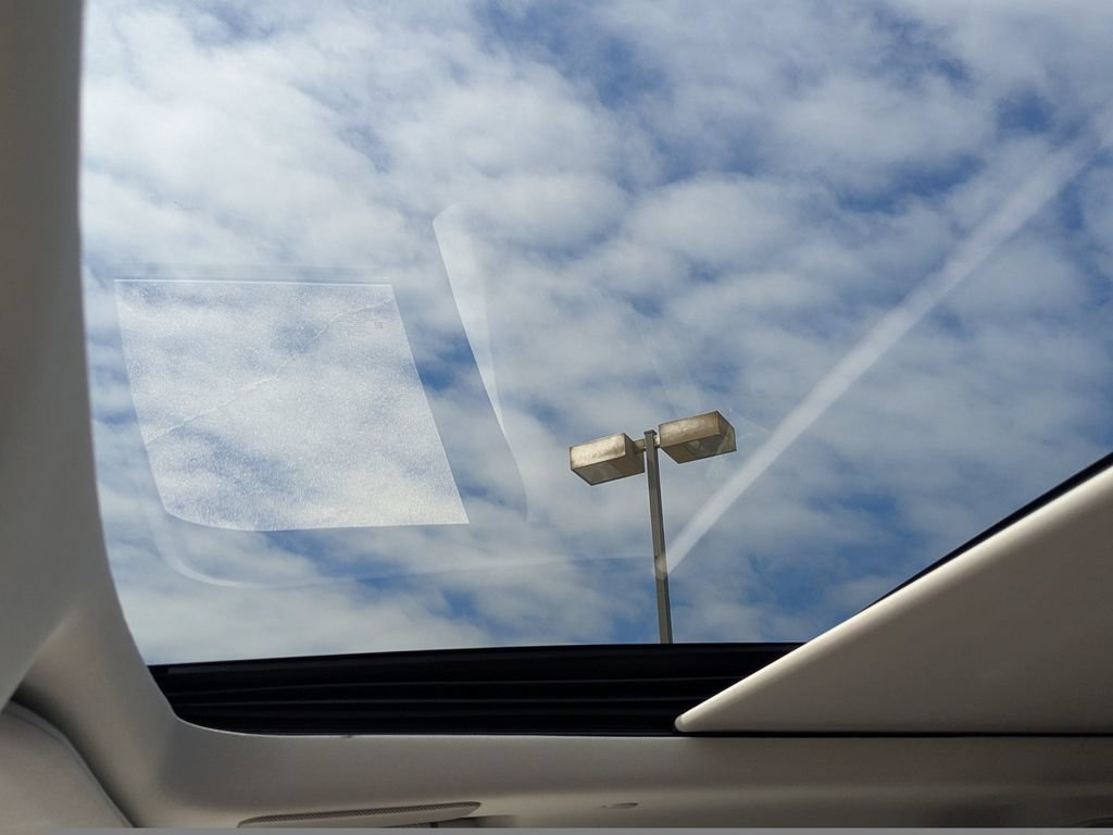 Used 2025 Lincoln Navigator Reserve AWD/4WD image 21