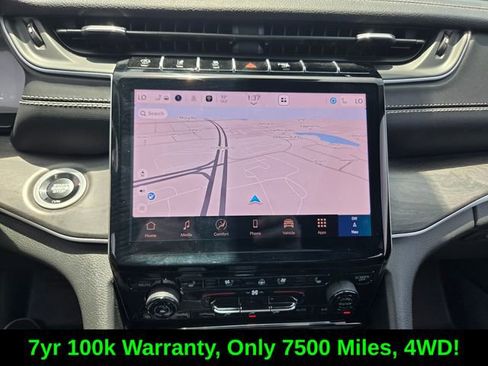 Certified 2025 Jeep Grand Cherokee Limited w/ Luxury Tech Group II AWD/4WD image 23