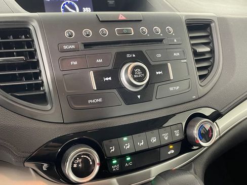 Used 2016 Honda CR-V SE image 9